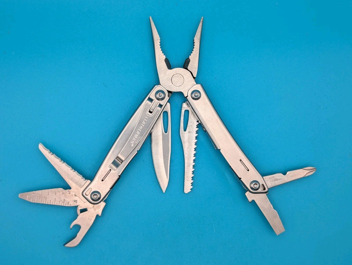 Leatherman Sidekick Multi-Tool, Knife, Pliers, Saw, Stainless!