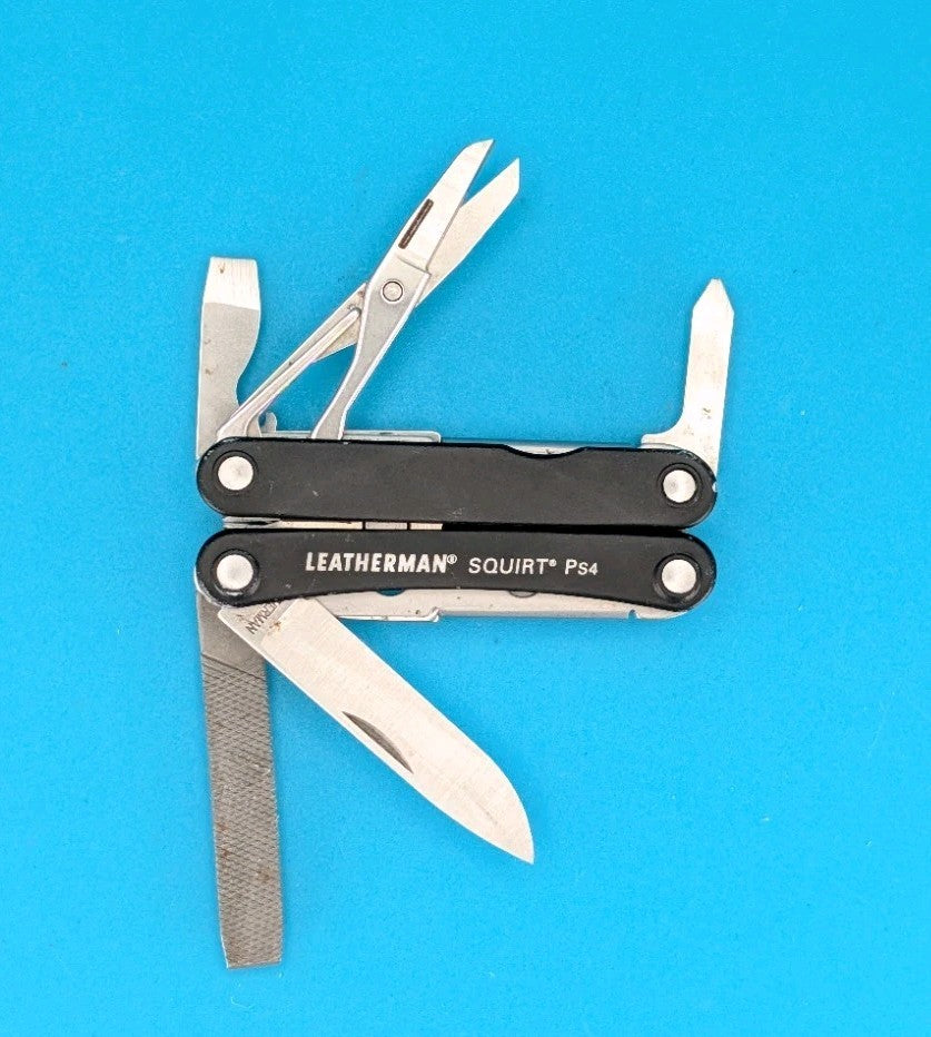 Leatherman SQUIRT PS4 Multi-Tool With Pliers Scissors Knife BLACK!