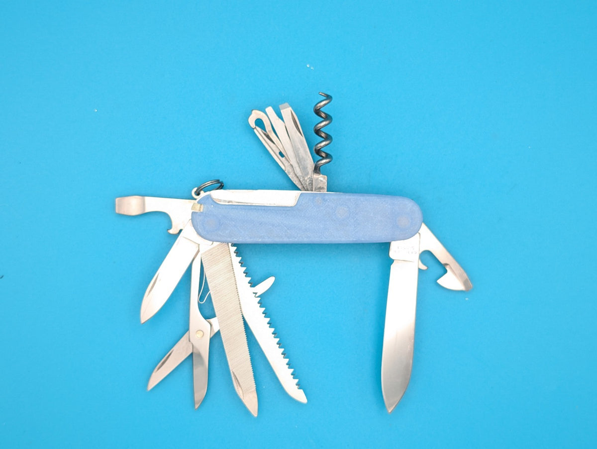 Victorinox Ranger Swiss Army Knife Multi-Tool! Firefly Blue Glow in the Dark!