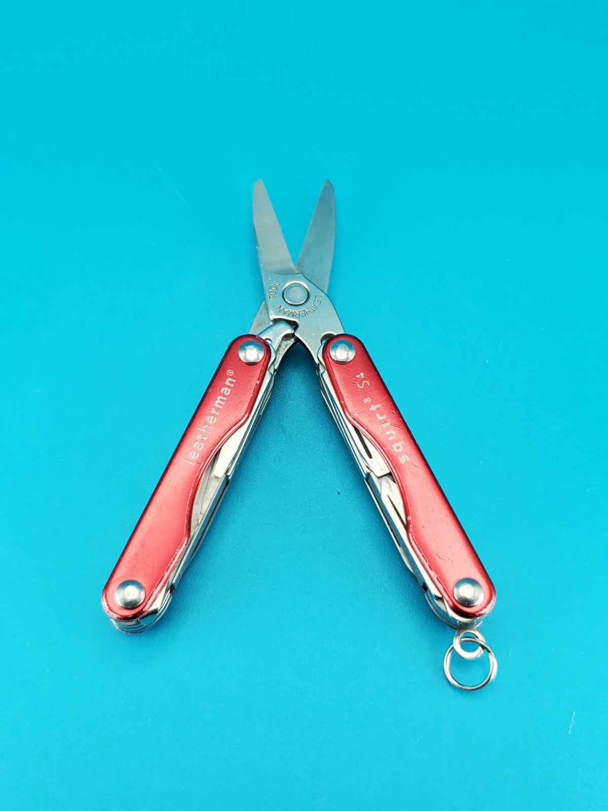 Leatherman "Squirt S4" Stainless Steel Multi Tool - RED!