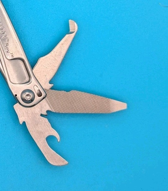 Leatherman Rev 3.8" Multi-Tool, Stainless!