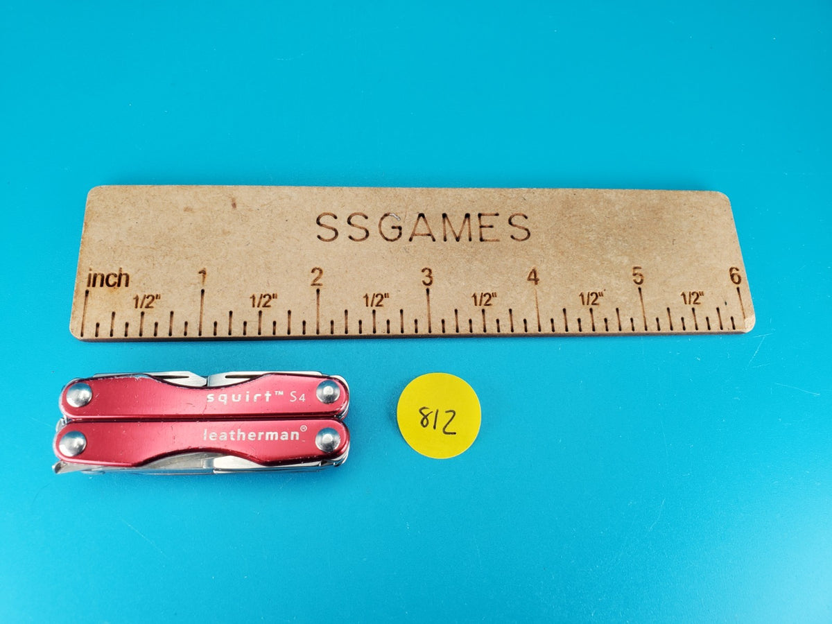 Leatherman Squirt S4 Multi-Tool, Key Ring, Retired, RED!