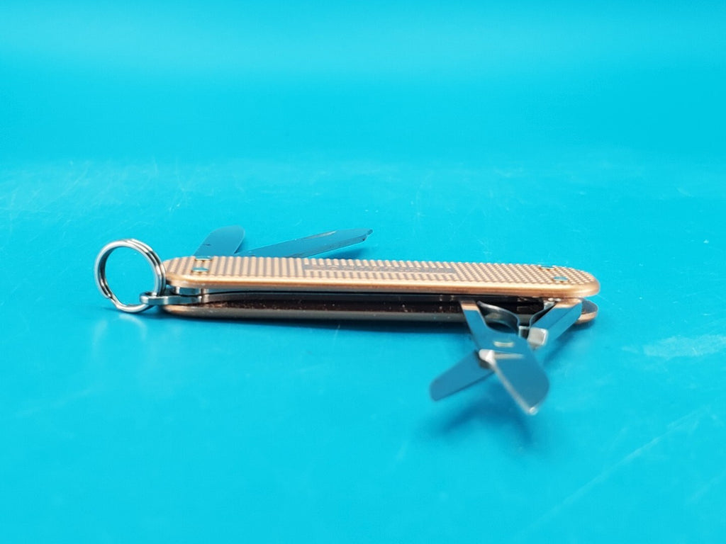 Victorinox Classic Limited Edition Fresh Peach Swiss Army Knife, 58mm