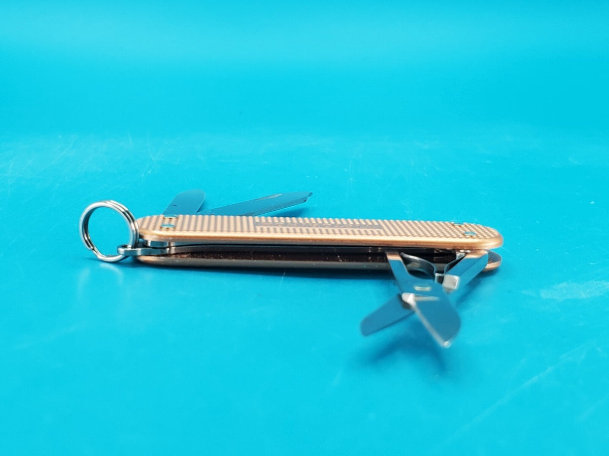 Victorinox Classic Limited Edition Fresh Peach Swiss Army Knife Multi Tool! 58mm