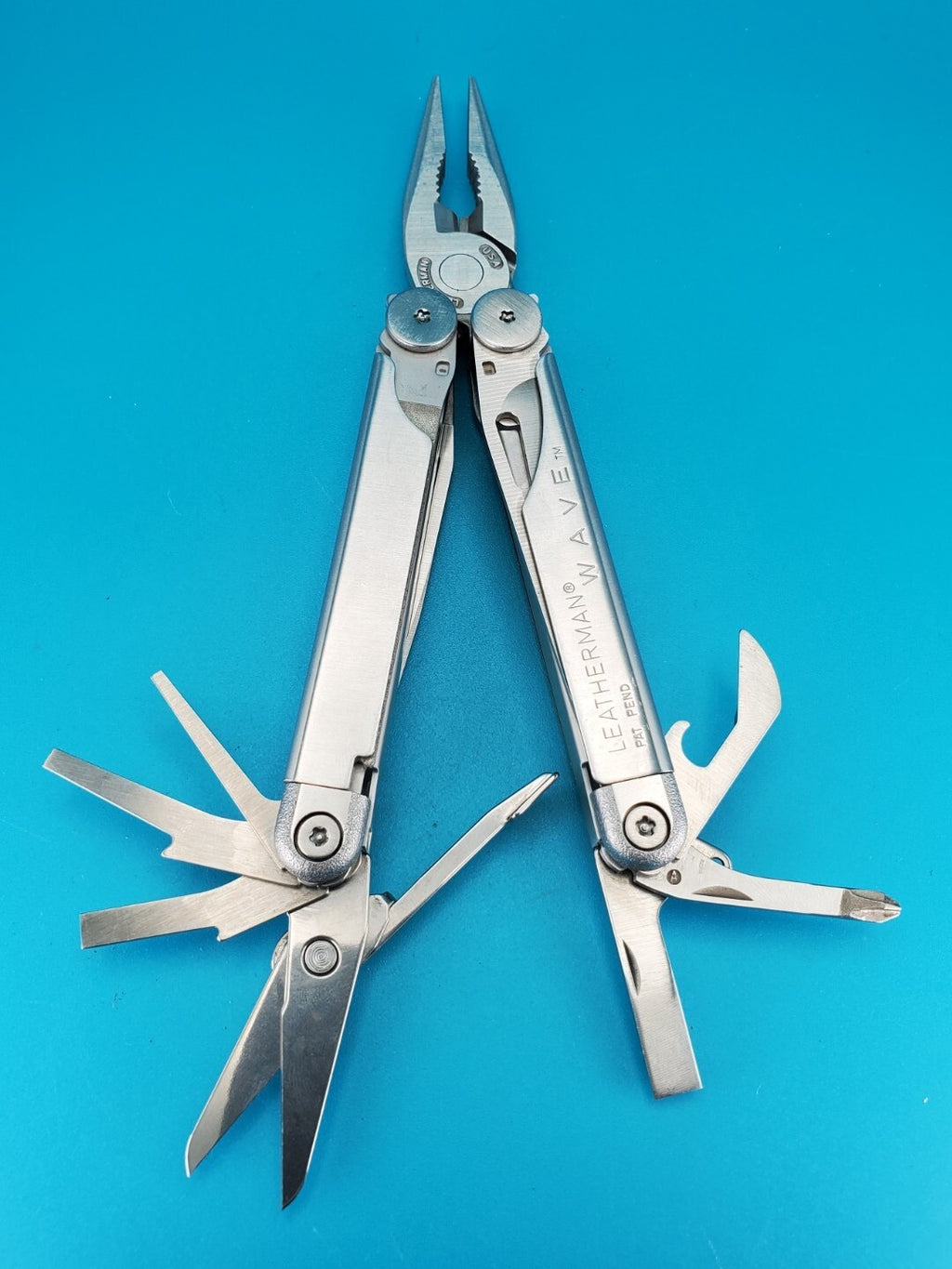 Leatherman Wave Original Vintage Retired, Dated 05/00 (JUN, 2000) WITH SHEATH!