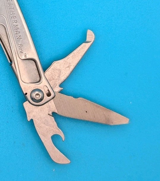 Leatherman Rev 3.8" Multi-Tool, Stainless!