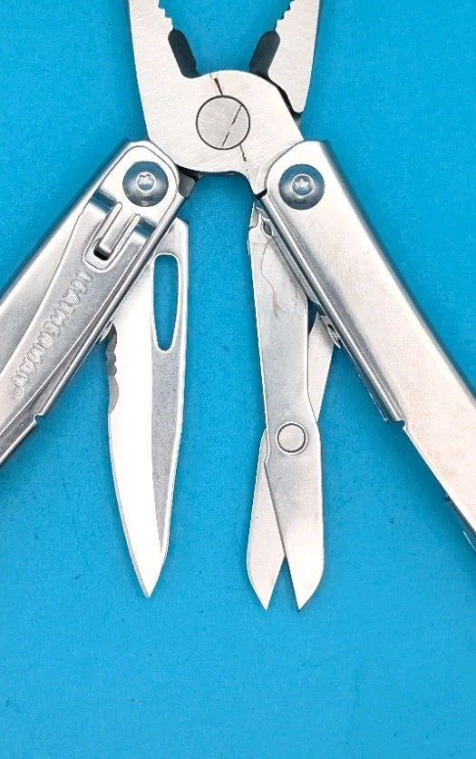 LEATHERMAN WINGMAN MULTI-TOOL! FAST SHIPPING!