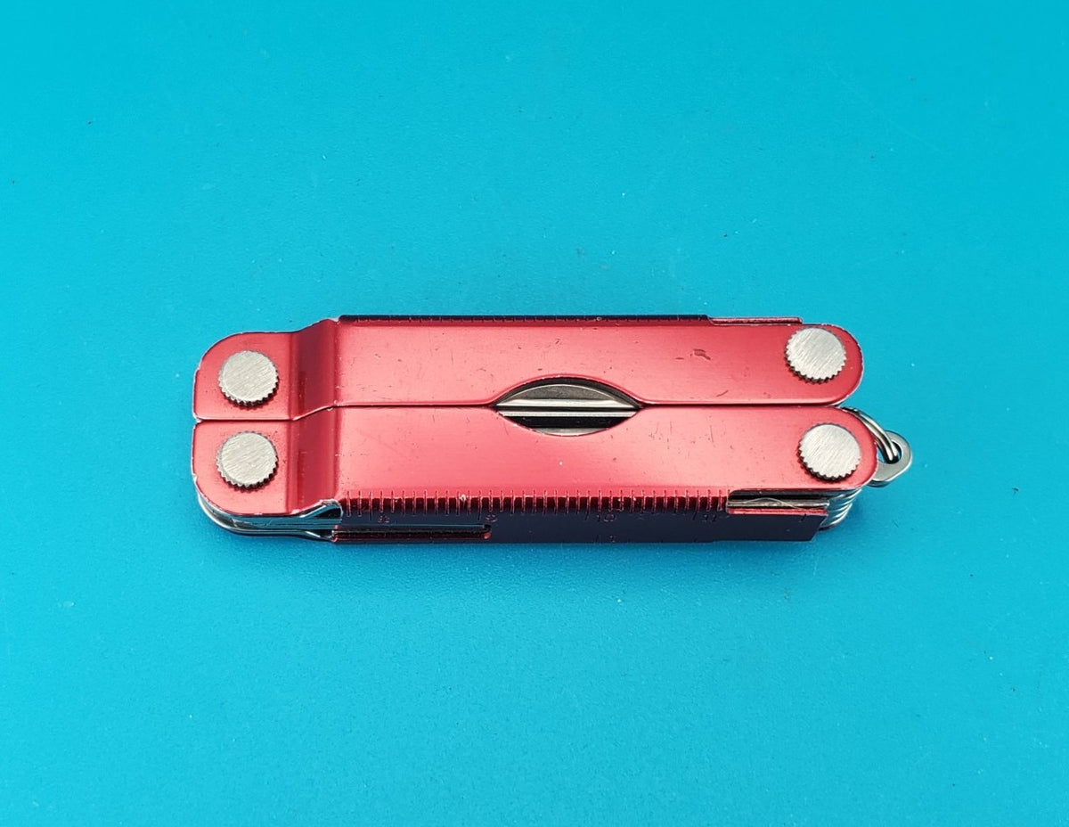 Leatherman Micra Multi-Tool, Knife, Scissors, Key Ring, Red!