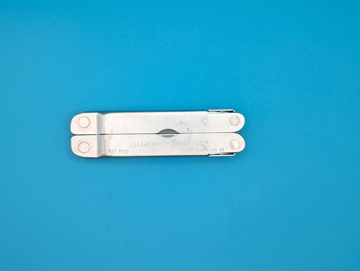Leatherman Super Tool! 01/98 Date!