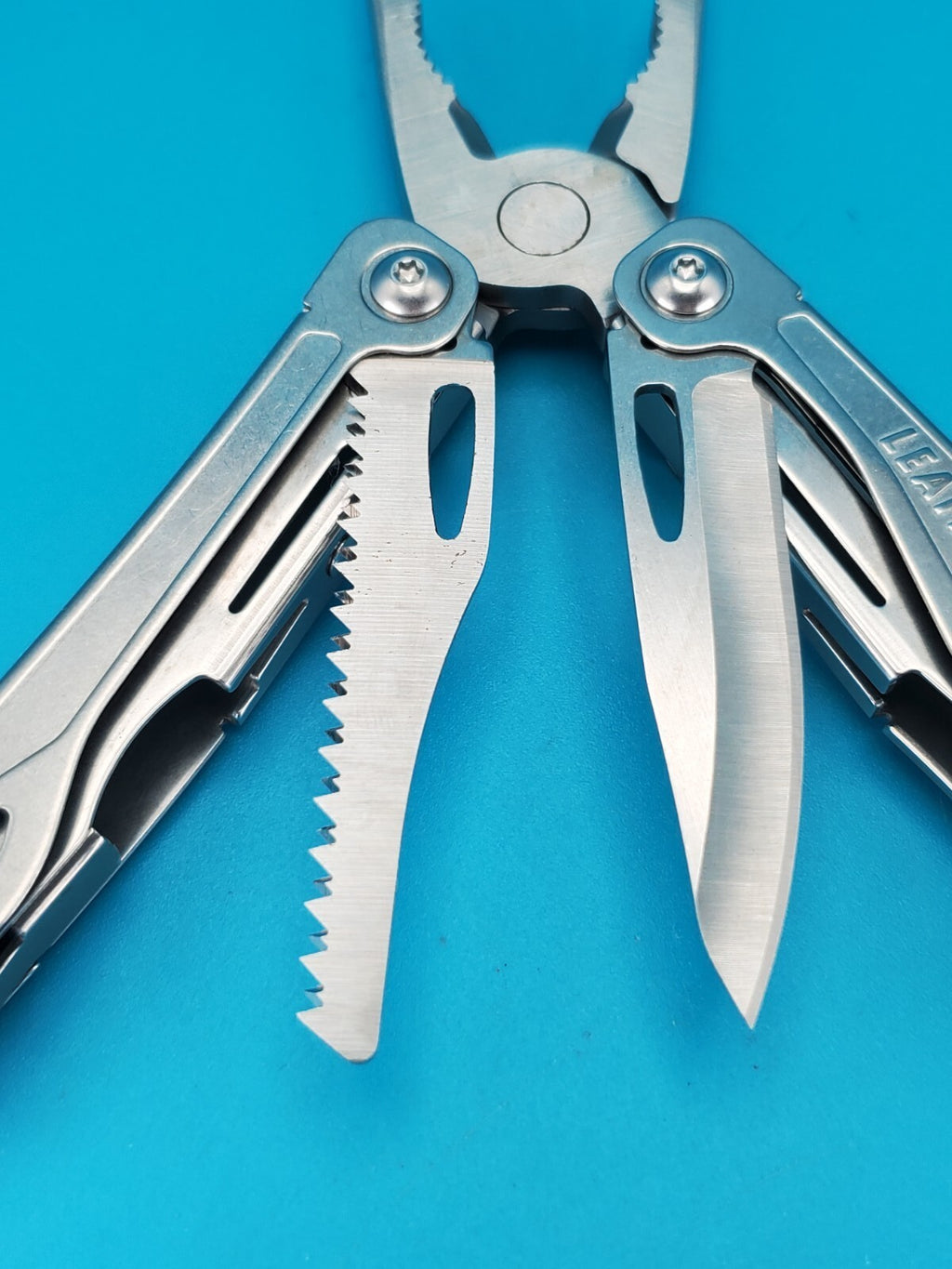 Leatherman Sidekick Multi-Tool, Knife, Pliers, Saw, Stainless!