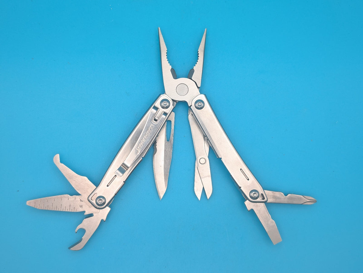 Leatherman Wingman Multi-Tool with Sheath