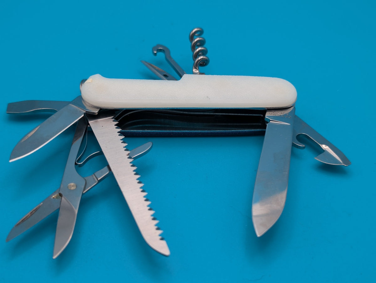 Custom Victorinox Huntsman Swiss Army Knife Multi Tool!