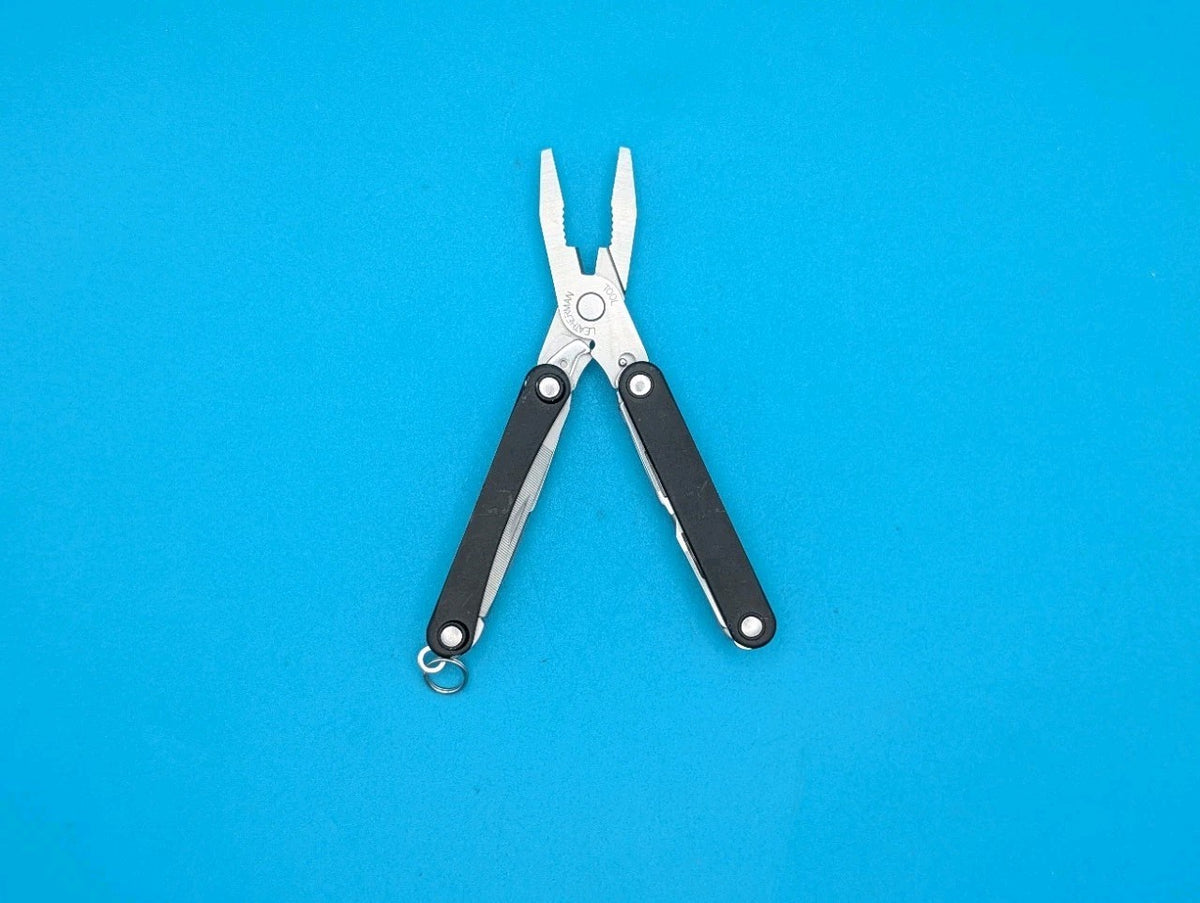 Leatherman SQUIRT PS4 Multi-Tool With Pliers Scissors Knife BLACK!