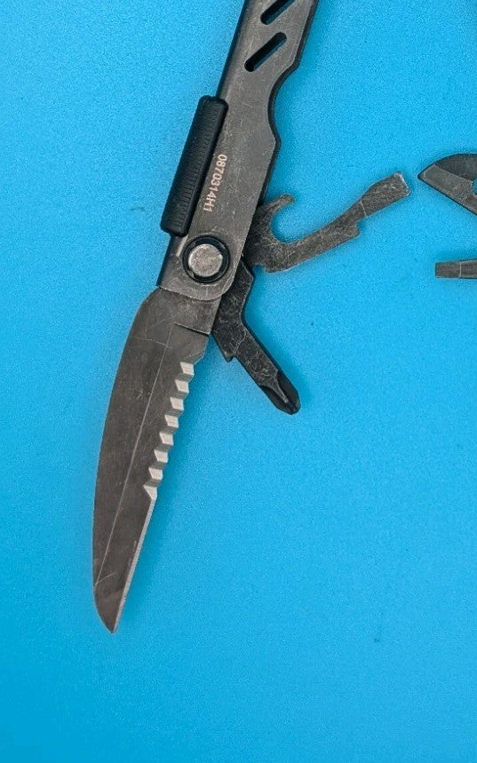 Gerber MP400 Compact Multitool Stainless Steel! Black!