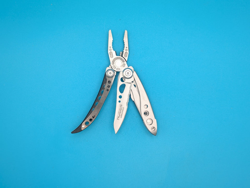 Leatherman Freestyle Multi-Tool - Discontinued - FAST SHIPPING! *NUCOR ARKANSAS*