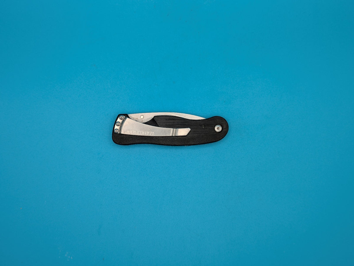 Leatherman Crater C33 Plain Edge Pocket Knife! Black!