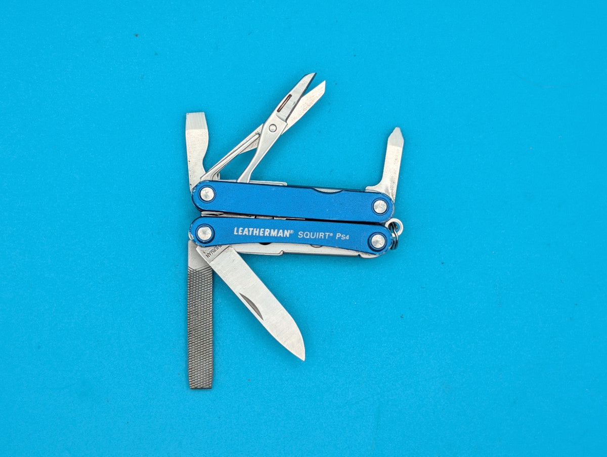 Leatherman SQUIRT PS4 Multi-Tool With Pliers Scissors Knife BLUE!
