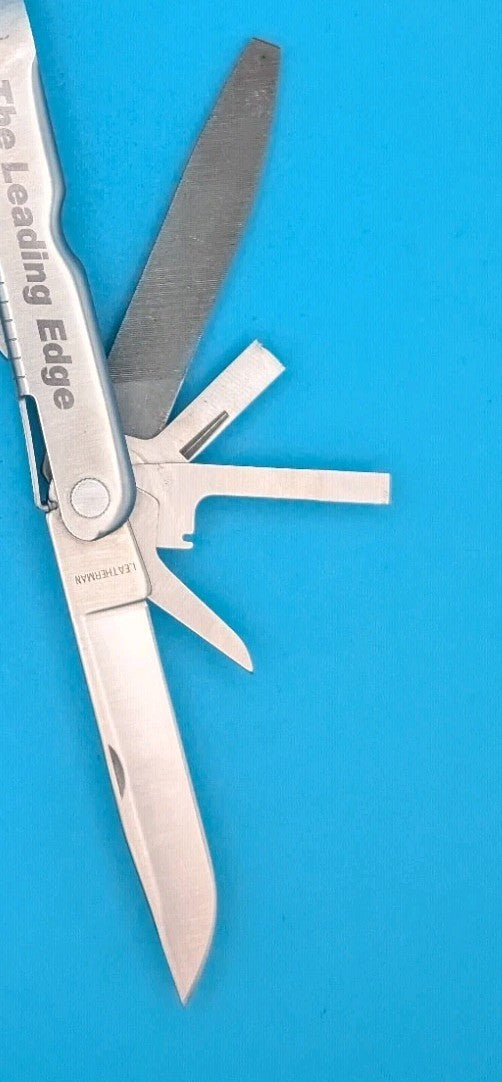 Vintage LEATHERMAN Super TOOL 200 Multi Tool! 05/05 Date Stamp!