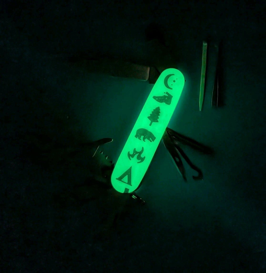 Custom Victorinox Fieldmaster Glow in the Dark Swiss Army Knife Multi Tool!