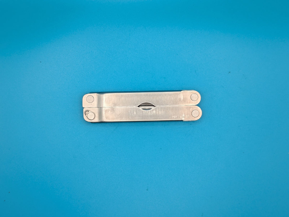 Leatherman PST Multi Tool! 06/03 Date Stamp!