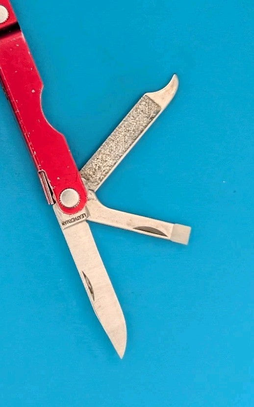 Leatherman Micra Multi-Tool, Knife, Scissors, Key Ring, Red, Pat Mom