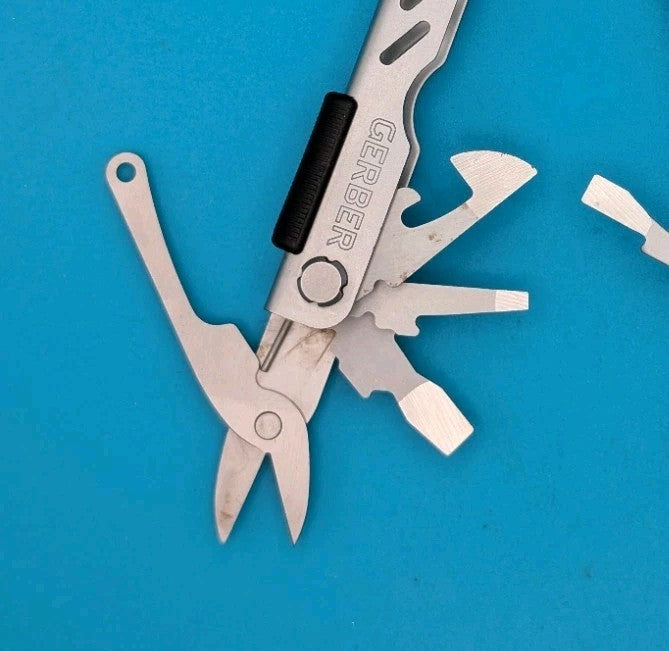 Gerber MP400 Compact Multitool Stainless Steel!