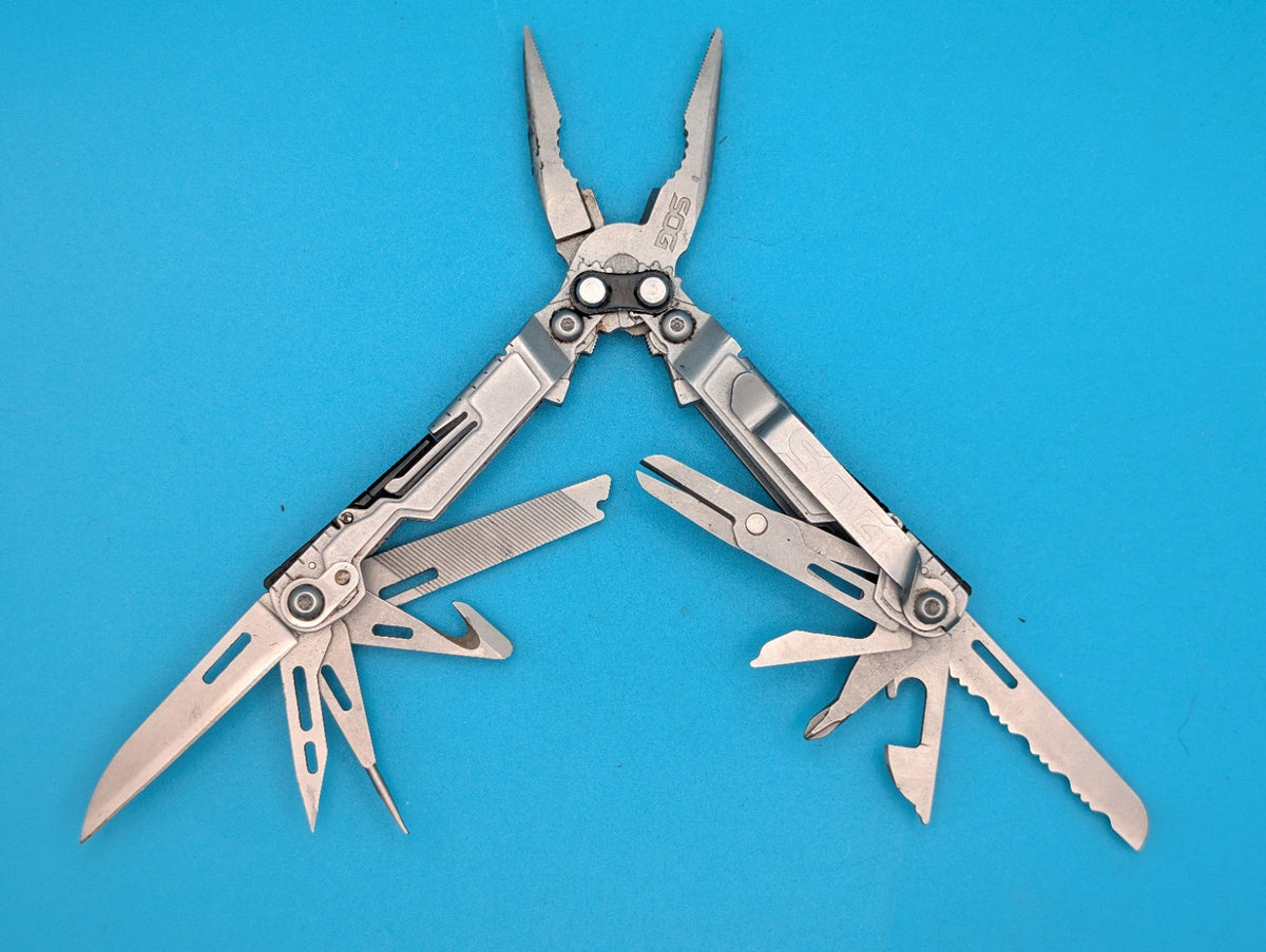 SOG PowerPint Tool Compact Lightweight Silver Multi-Tool!