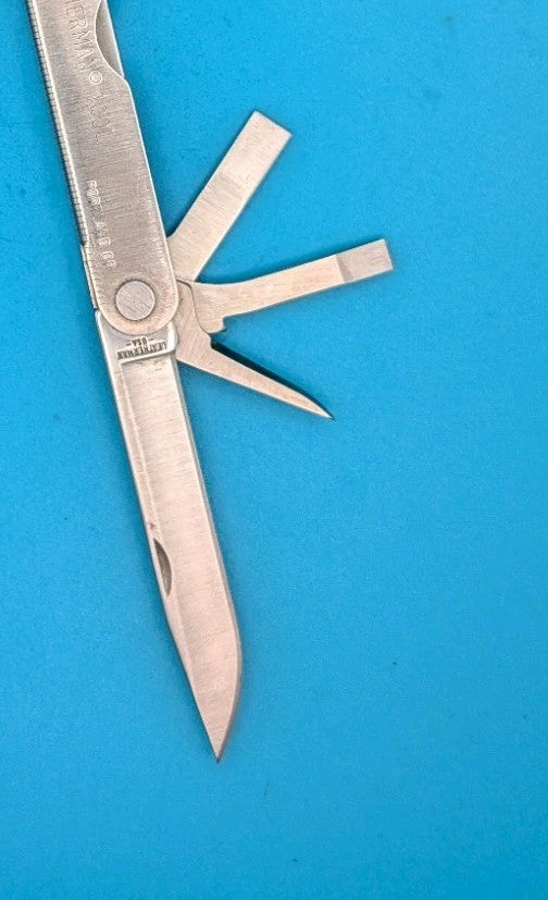 Leatherman PST Multi Tool! 05/01 Date Stamp!