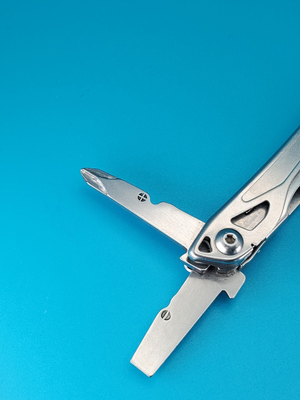 Leatherman Sidekick Multi-Tool, Knife, Pliers, Saw, Stainless!