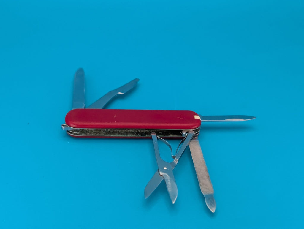 Victorinox Executive Swiss Army Knife, RED! FREE SHIPPING! RETIRED!