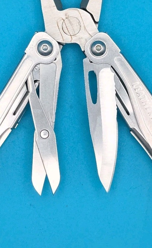 LEATHERMAN WINGMAN MULTI-TOOL! FAST SHIPPING!