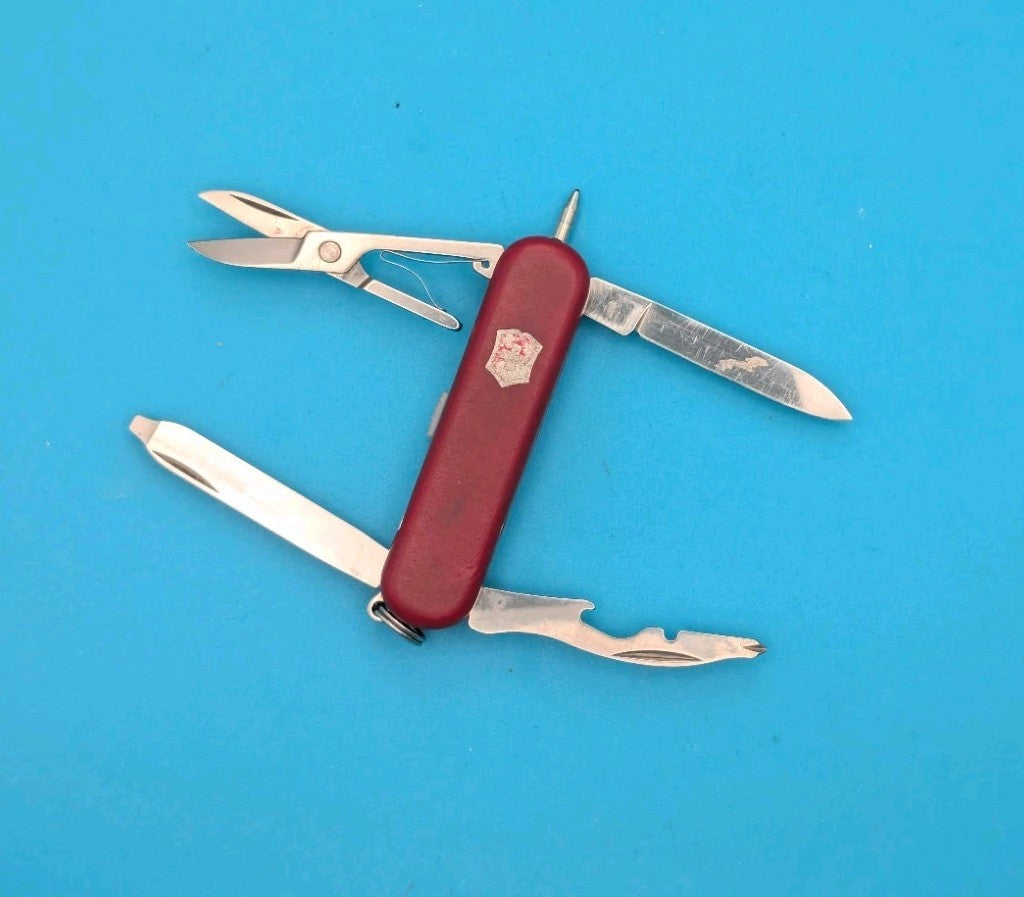 Victorinox Midnite Manager Swiss Army Knife Multi Tool! RED LED!
