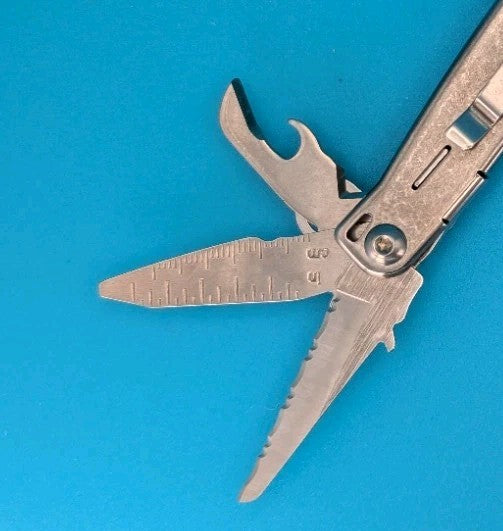 Leatherman Sidekick Multi-Tool, Knife, Pliers, Saw, Stainless! With Sheath!