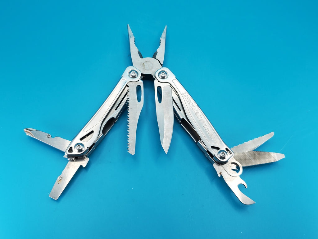 Leatherman Sidekick Multi-Tool, Knife, Pliers, Saw, Stainless!