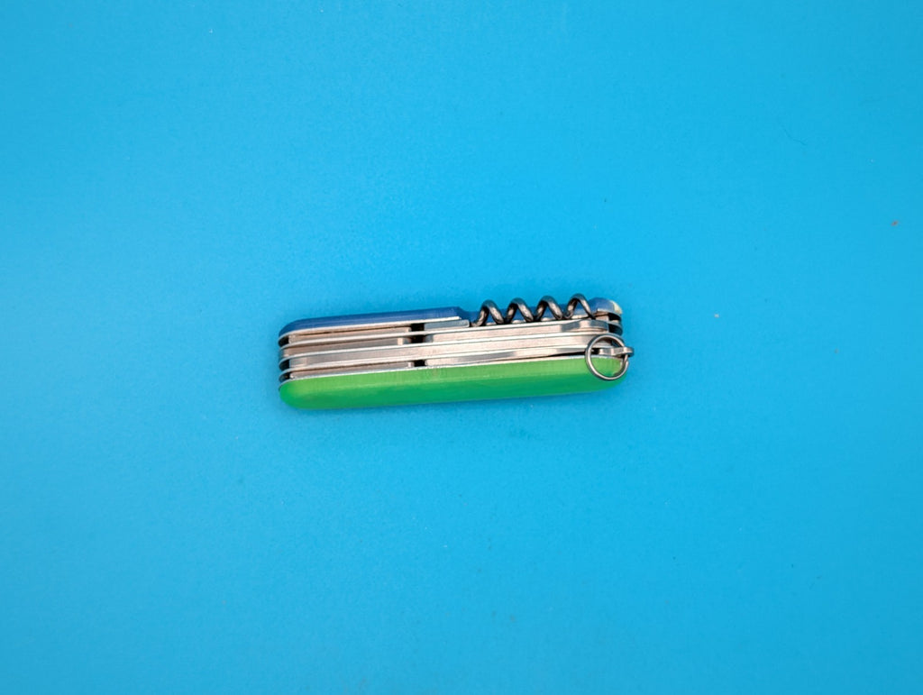 CUSTOM VICTORINOX EXPLORER GLOW IN THE DARK SWISS ARMY KNIFE MULTI TOOL! 91mm