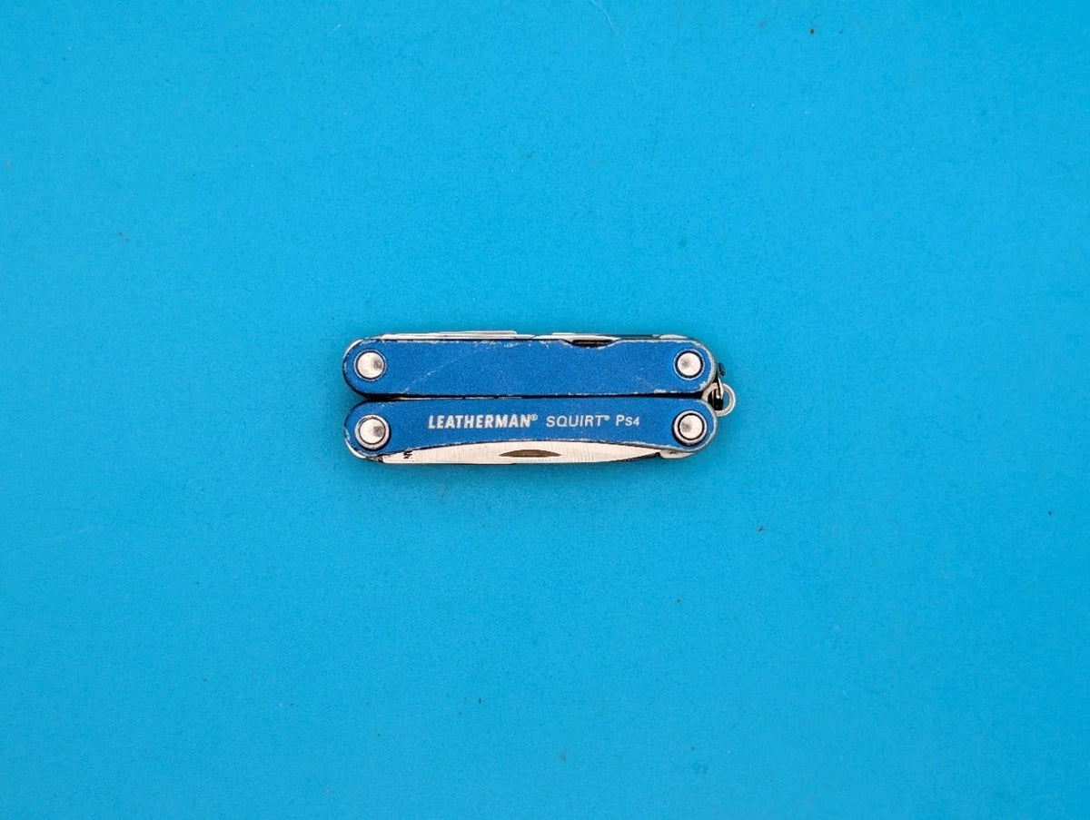 Leatherman SQUIRT PS4 Multi-Tool With Pliers Scissors Knife BLUE!