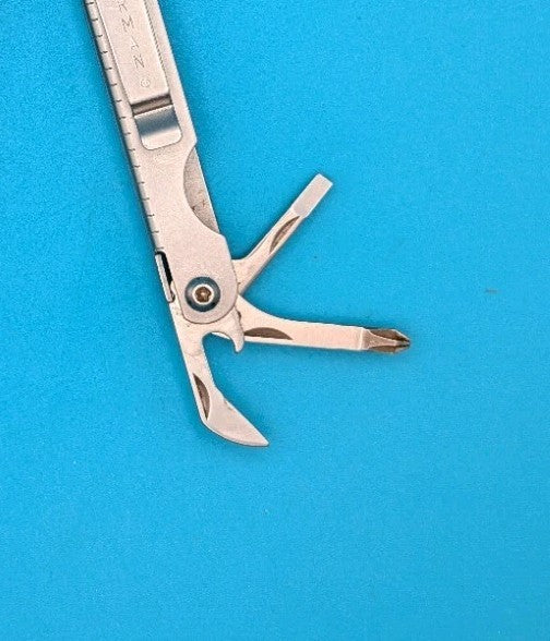 Leatherman SideClip Multi-Tool! With Sheath! 01/98 DATE STAMP! RARE!