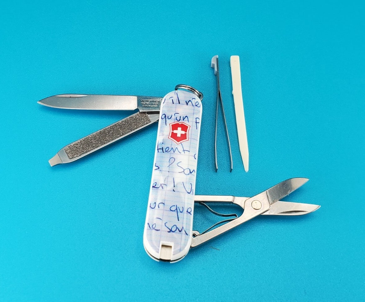 Victorinox Classic Limited Edition Script New Fashion 6 Swiss Army Knife! 58mm
