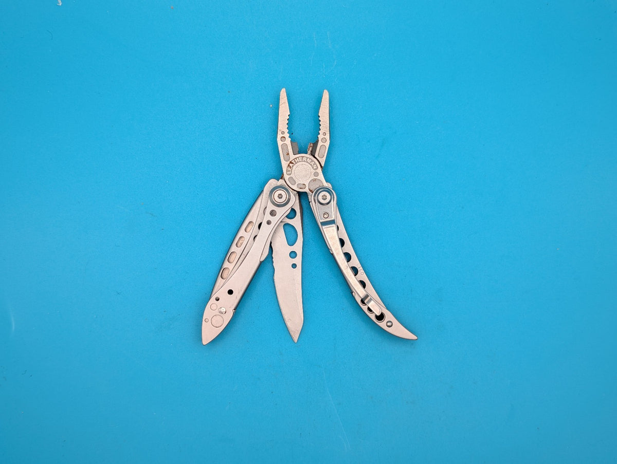 Leatherman Freestyle Multi-Tool - Discontinued - FAST SHIPPING!