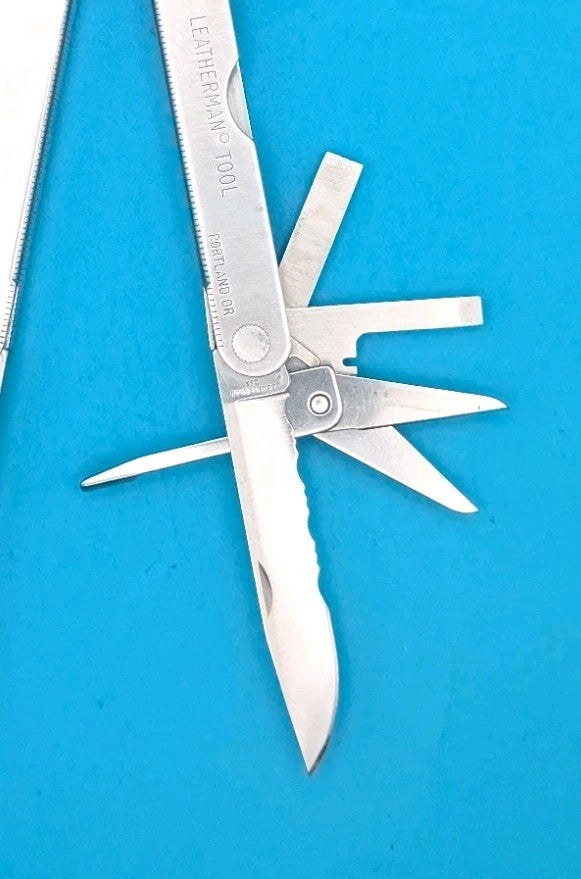 Leatherman PST Multi Tool! 04/96 date stamp! Fast Shipping!