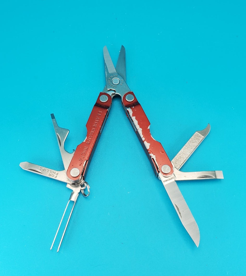 Leatherman Micra Multi-Tool, Knife, Scissors, Key Ring, Red! WITH SHEATH!