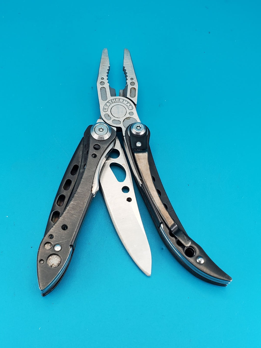 Leatherman Freestyle CX Multi-Tool - Discontinued - FAST SHIPPING!