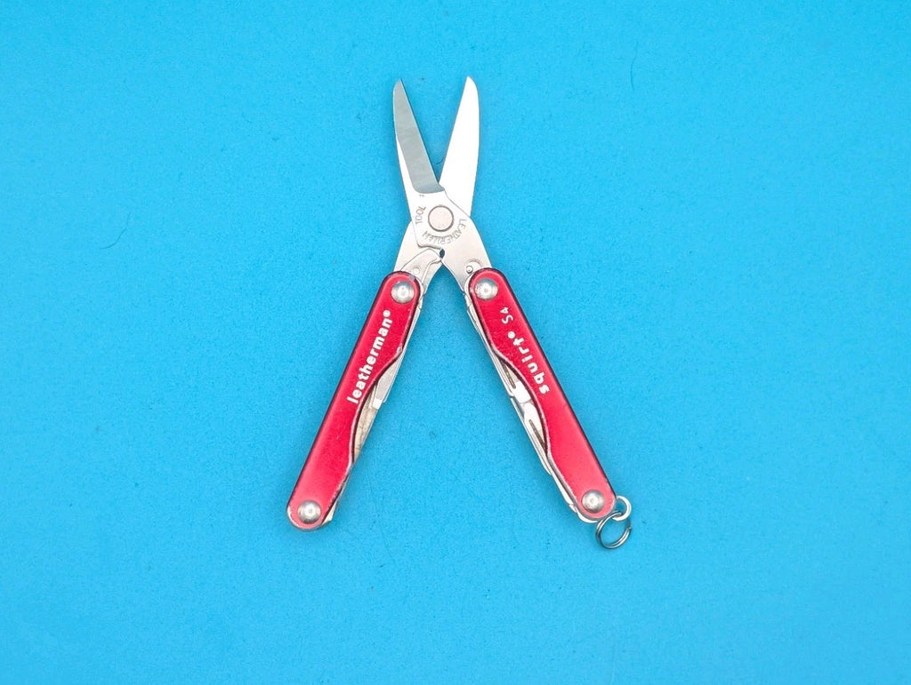 Leatherman "Squirt S4" Stainless Steel Multi Tool - RED!