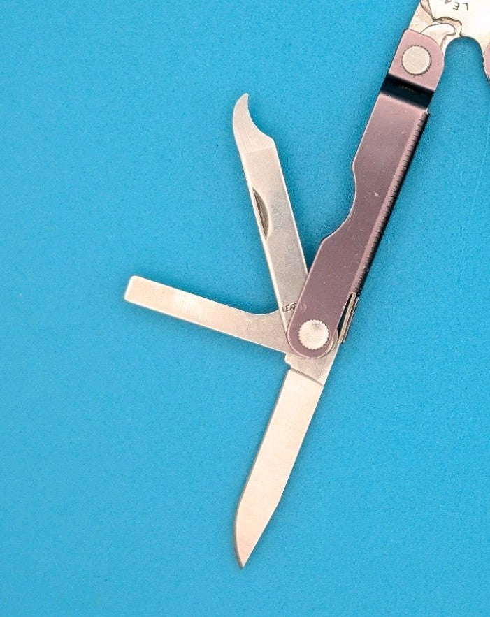 Leatherman Micra Multi-Tool, Knife, Scissors, Key Ring, GRAY!