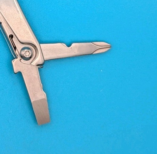 Leatherman Rev 3.8" Multi-Tool, Stainless!