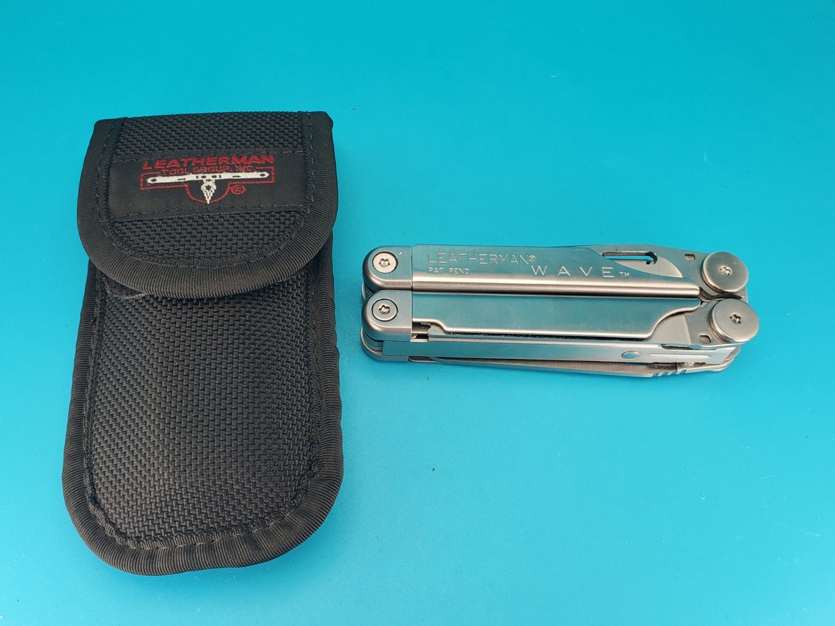 Leatherman Wave Original Vintage Retired, Dated 0400 (APR, 2004) EXCELLENT!