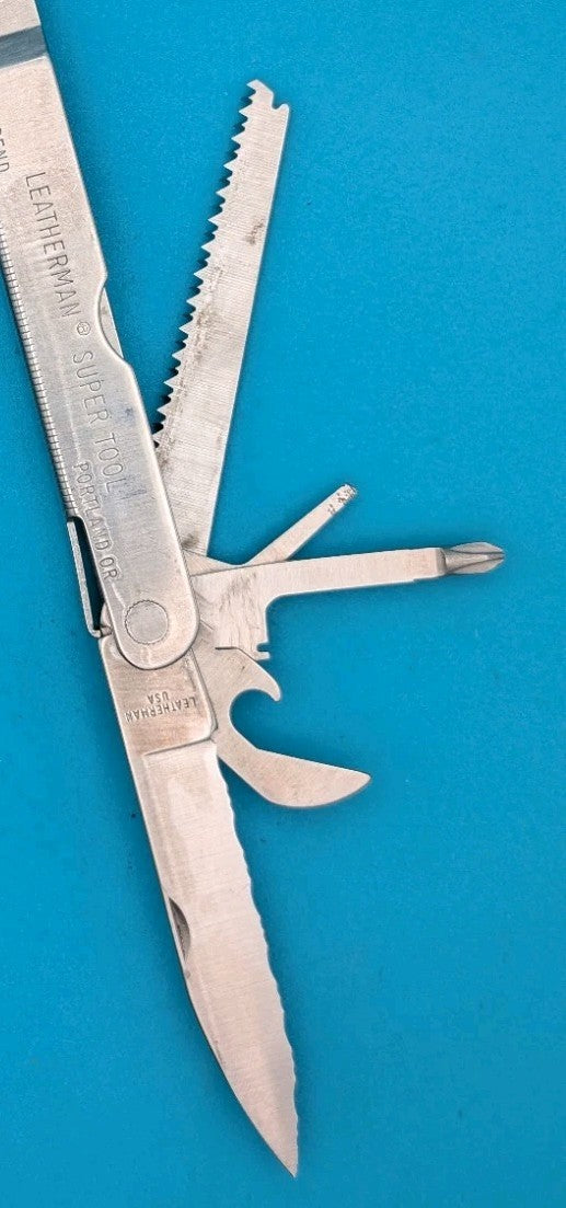 LEATHERMAN Super TOOL Multi Function Tool PLIERS, Stainless! 01/96 DATE