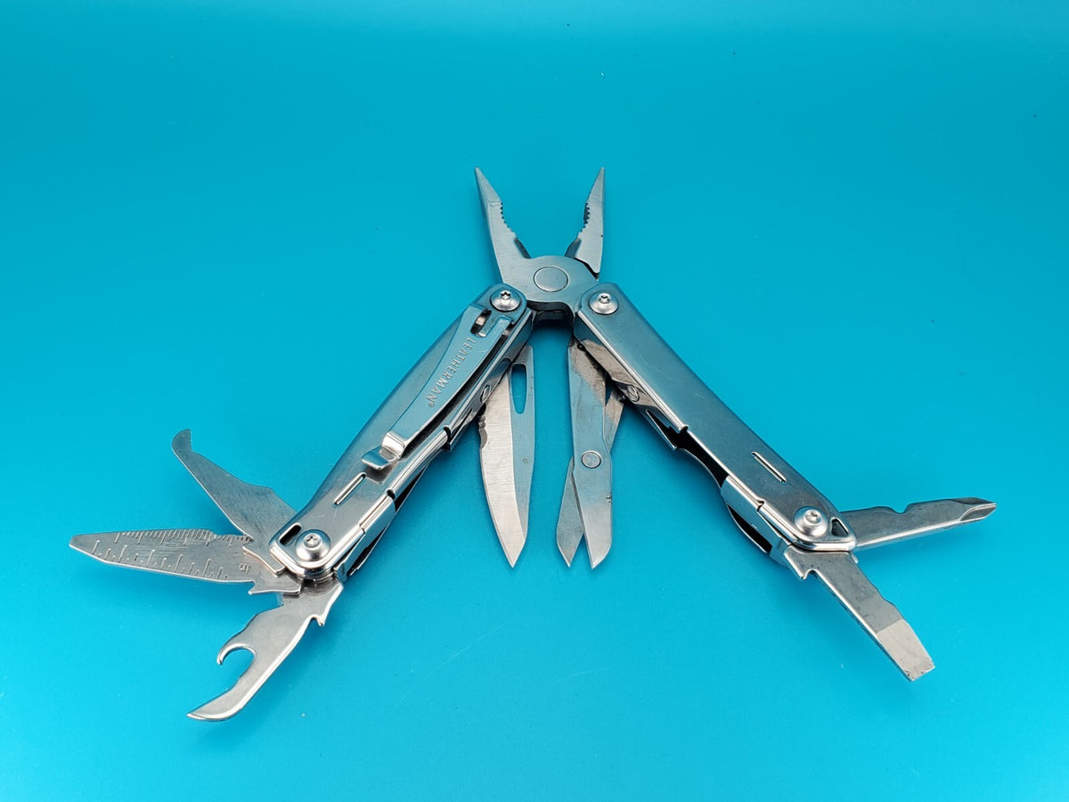 LEATHERMAN WINGMAN MULTI-TOOL! FAST SHIPPING!