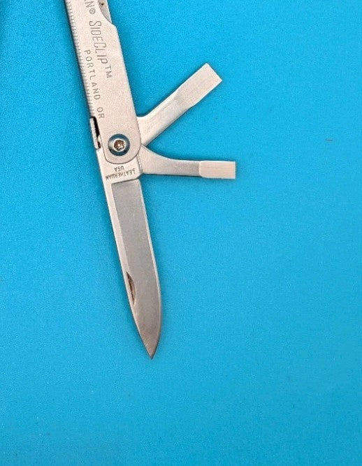 Leatherman SideClip Multi-Tool! With Sheath! 01/98 DATE STAMP! RARE!