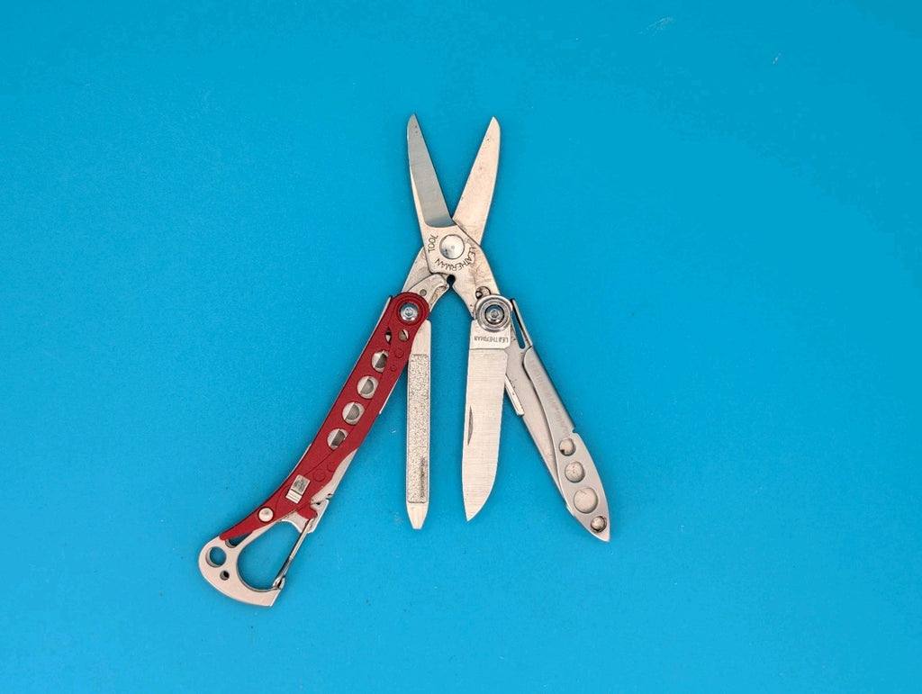 Leatherman Style CS Red Multi-Tool! FAST SHIPPING!